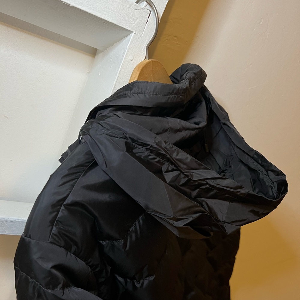 Gucci Goose Down Jacket - never been worn